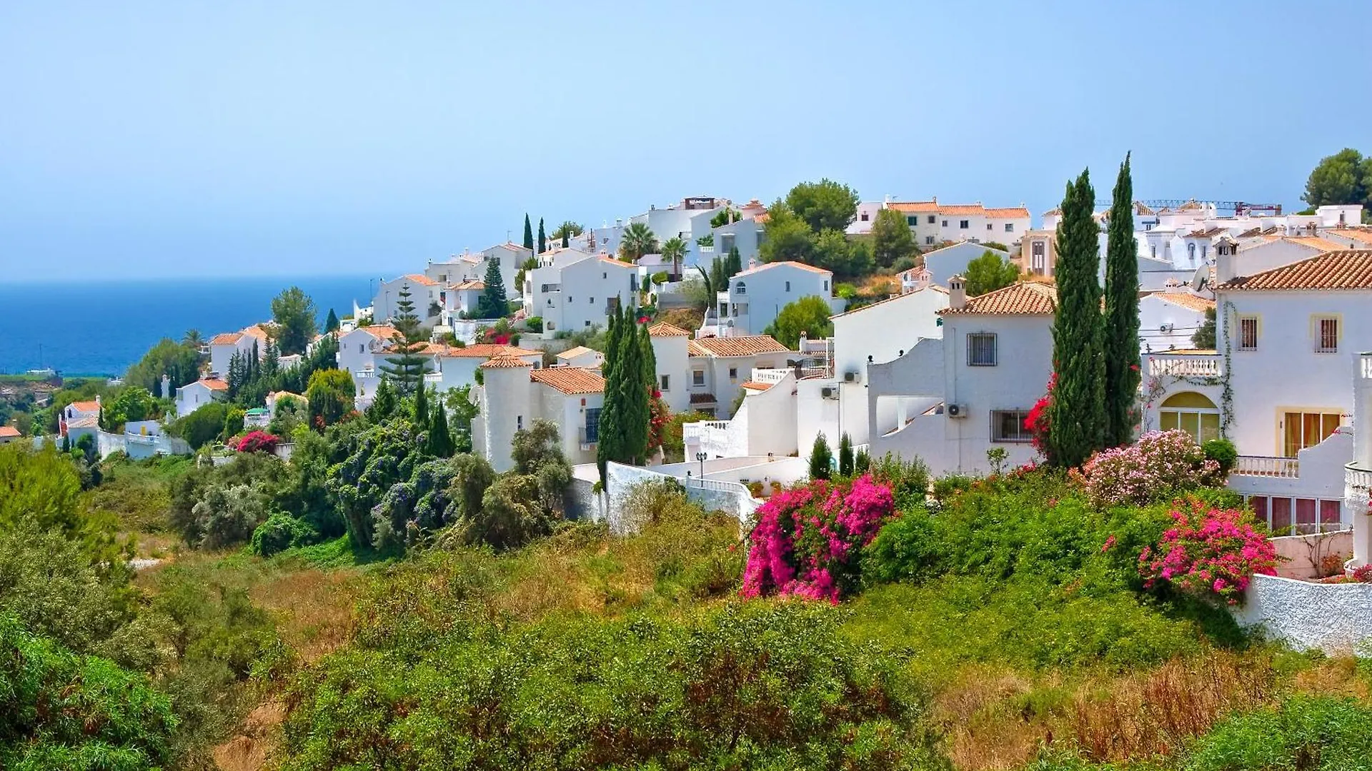 Nerja City Center Apartment - Happy Rentals