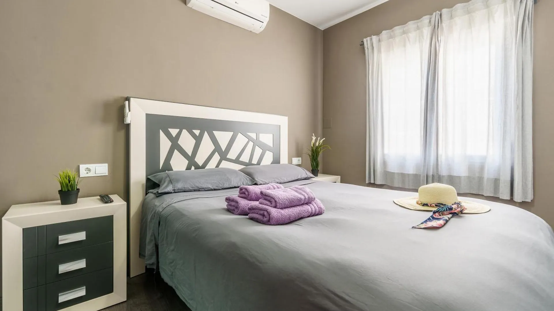Nerja City Center Apartment - Happy Rentals Spain
