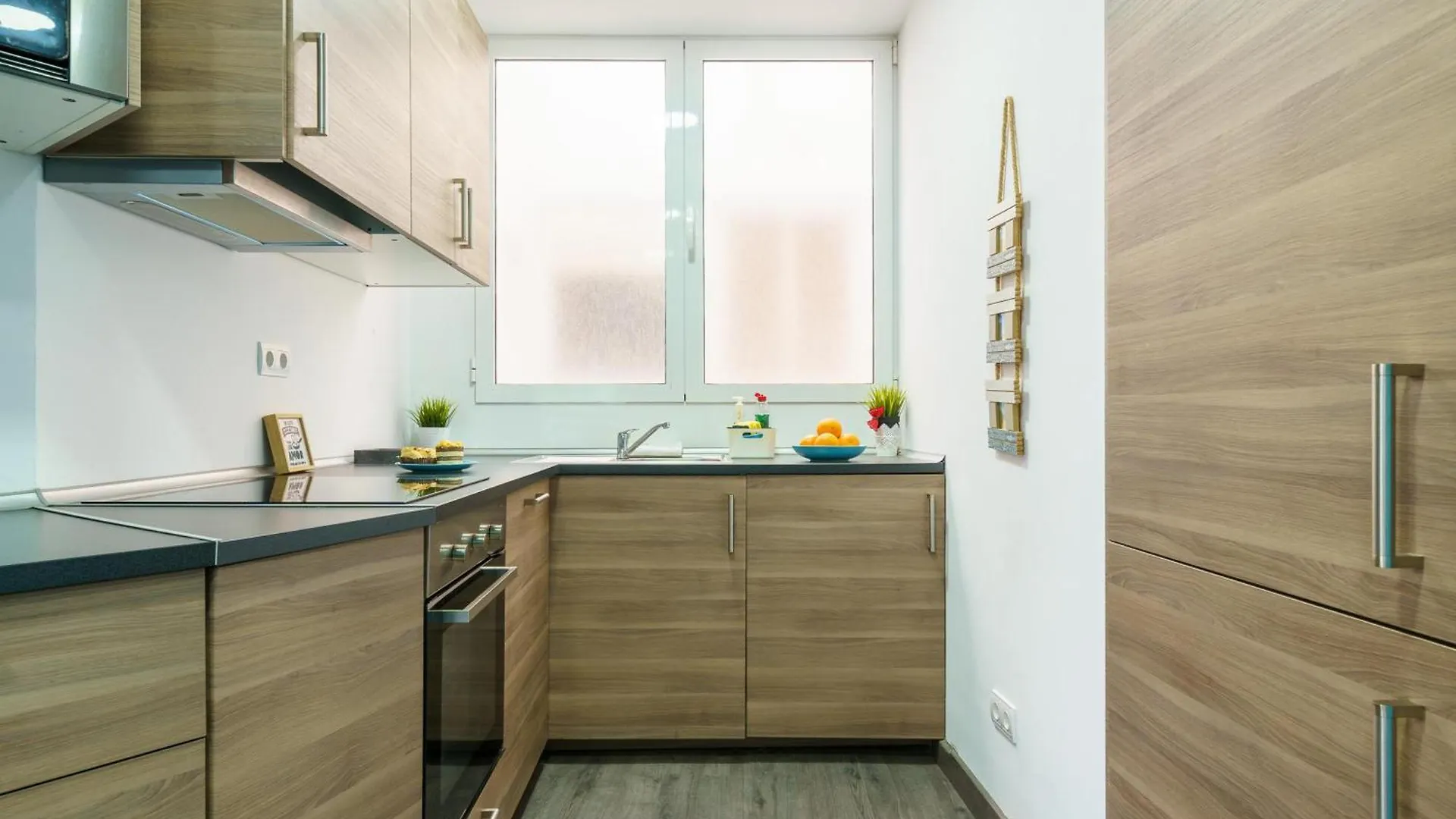 Nerja City Center Apartment - Happy Rentals Spain